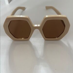 Gucci Tan Hexagonal Sunglasses Retro Design
